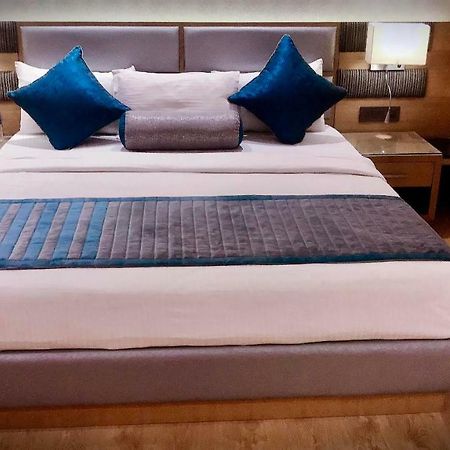 Eagle Motel Rajpura ภายนอก รูปภาพ
