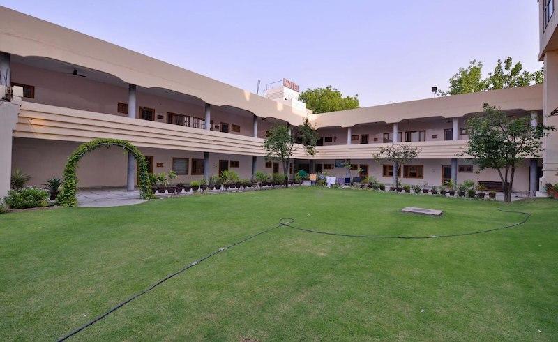 Eagle Motel Rajpura ภายนอก รูปภาพ