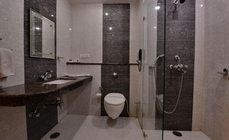 Eagle Motel Rajpura ภายนอก รูปภาพ