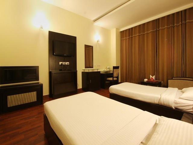 Eagle Motel Rajpura ภายนอก รูปภาพ